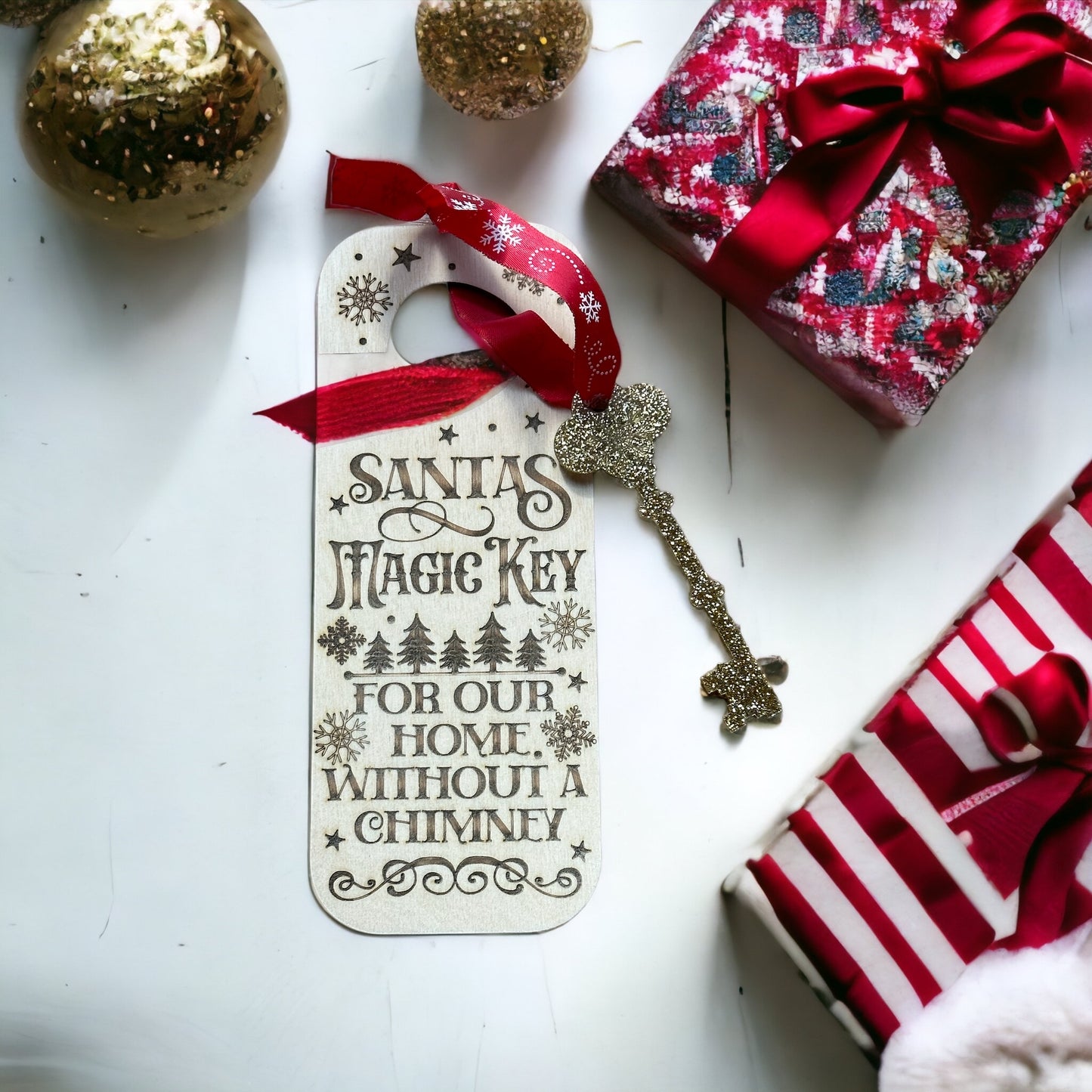 Santa’s Magic Key Wooden Door Hanger